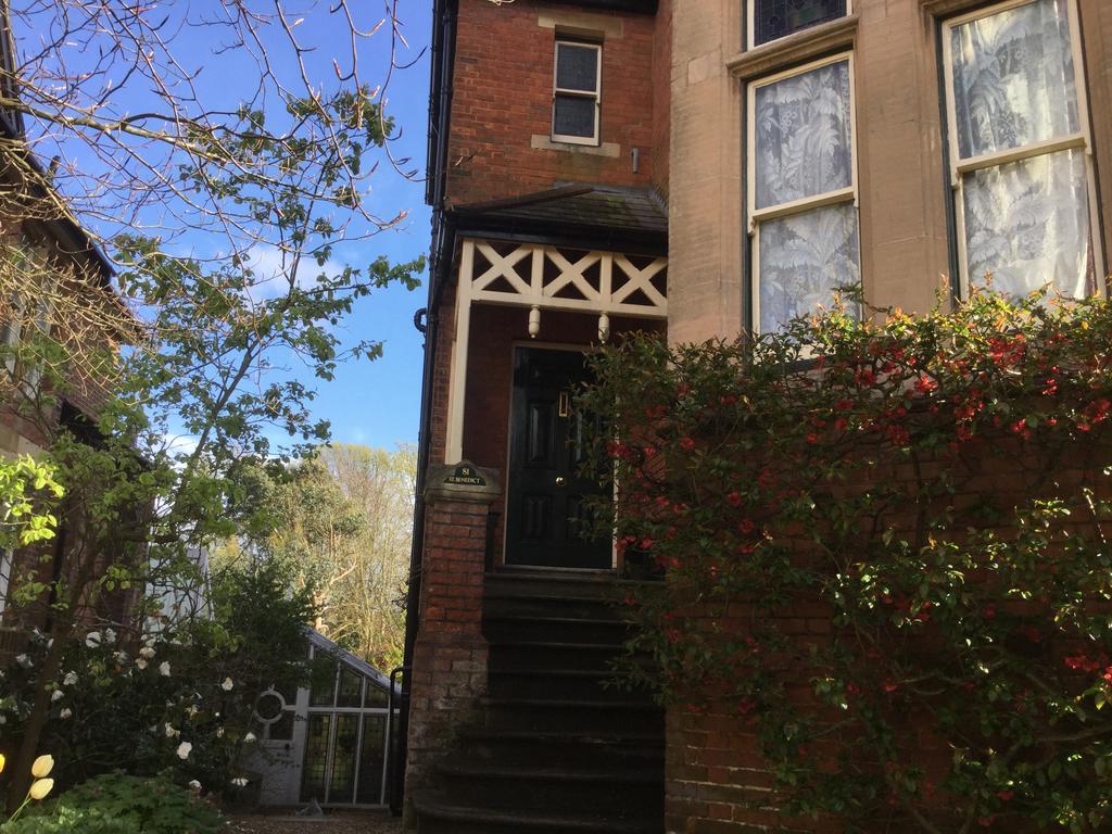 St Benedict - Victorian Bed And Breakfast Hastings Bagian luar foto